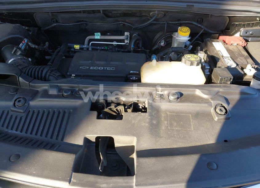 Photo 10 of 2020 Chevrolet Trax FWD LS (VIN 3GNCJKSBXLL180736)