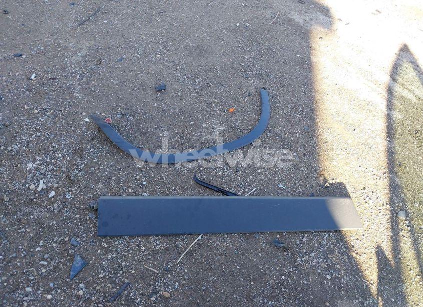 Photo 12 of 2020 Chevrolet Trax FWD LS (VIN 3GNCJKSBXLL180736)