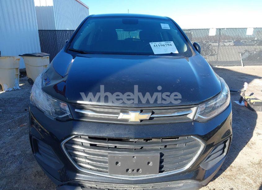 Photo 13 of 2020 Chevrolet Trax FWD LS (VIN 3GNCJKSBXLL180736)
