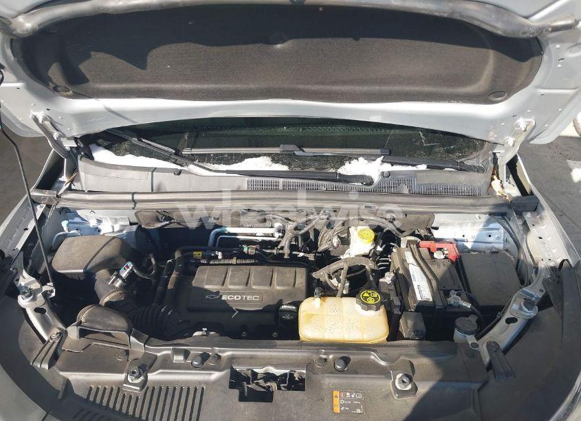 Photo 10 of 2020 Chevrolet Trax FWD LS (VIN 3GNCJKSBXLL206798)