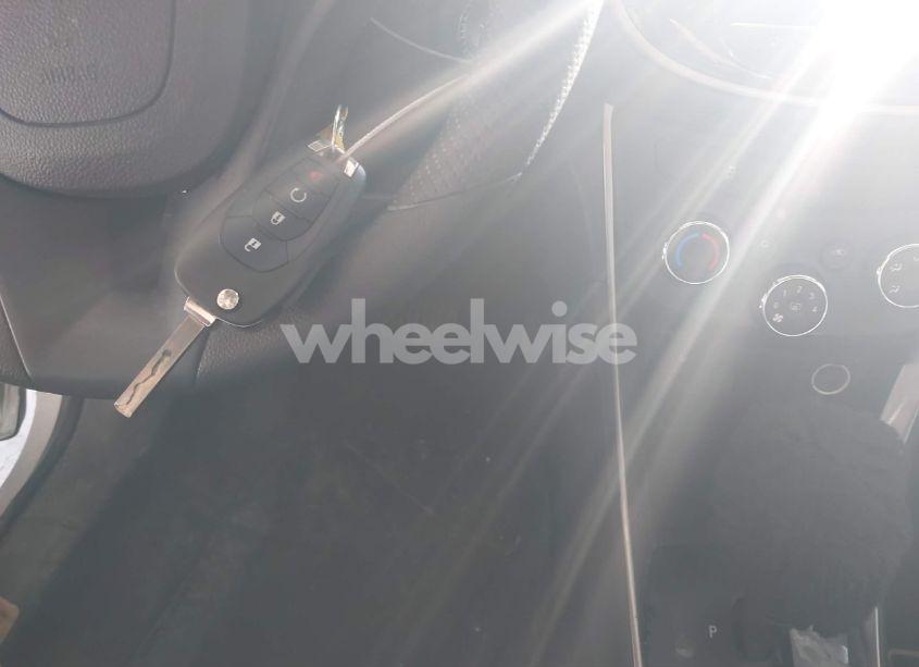 Photo 11 of 2020 Chevrolet Trax FWD LS (VIN 3GNCJKSBXLL206798)