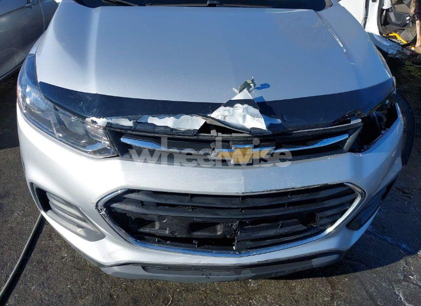 Photo 17 of 2020 Chevrolet Trax FWD LS (VIN 3GNCJKSBXLL209698)