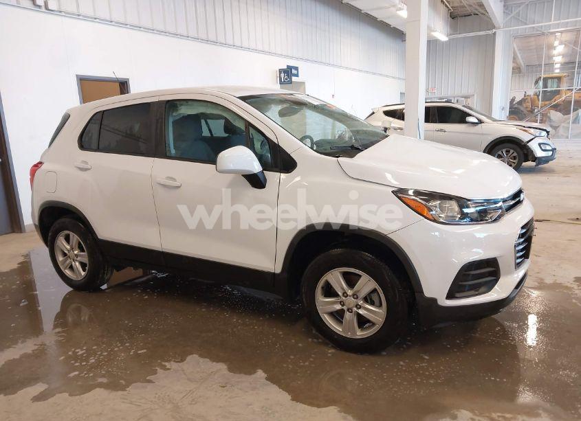 Photo 14 of 2020 Chevrolet Trax FWD LS (VIN 3GNCJKSBXLL284451)