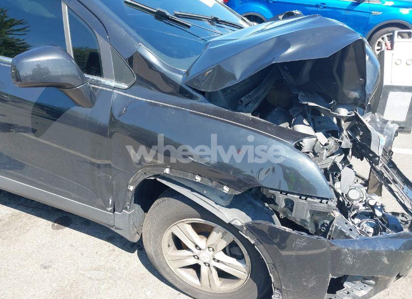 Photo 14 of 2015 Chevrolet Trax LT (VIN 3GNCJLSB0FL243756)