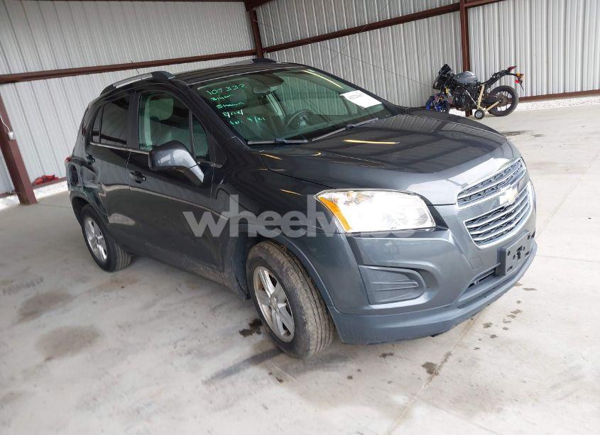 2016 Chevrolet Trax LT (VIN 3GNCJLSB0GL249753) main photo