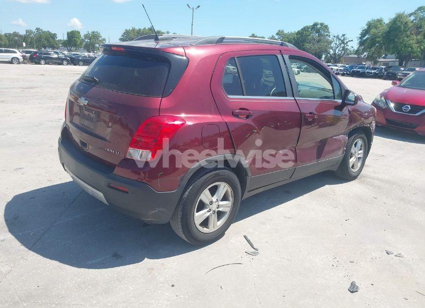 Photo 4 of 2016 Chevrolet Trax LT (VIN 3GNCJLSB0GL255844)