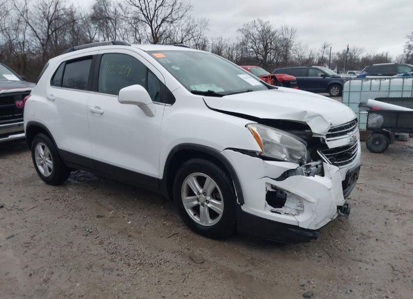 2016 Chevrolet Trax LT (VIN 3GNCJLSB0GL275432) main photo