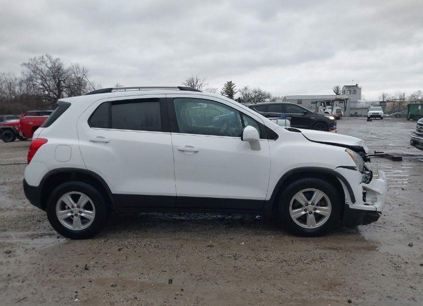 Photo 14 of 2016 Chevrolet Trax LT (VIN 3GNCJLSB0GL275432)