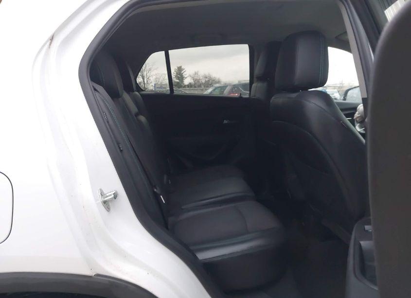 Photo 8 of 2016 Chevrolet Trax LT (VIN 3GNCJLSB0GL275432)