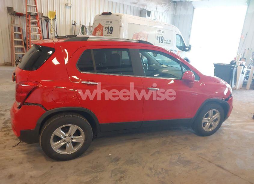 Photo 13 of 2017 Chevrolet Trax LT (VIN 3GNCJLSB0HL184131)