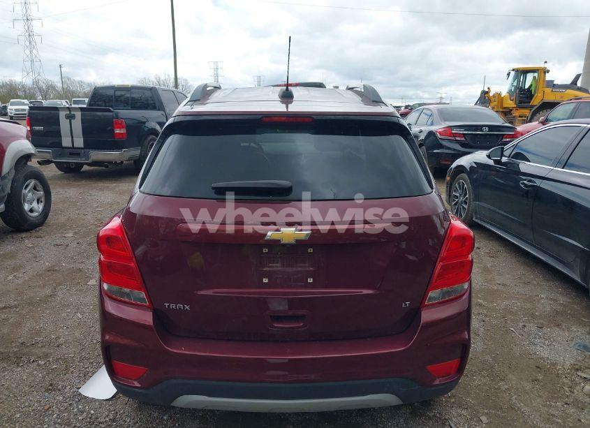 Photo 16 of 2017 Chevrolet Trax LT (VIN 3GNCJLSB0HL250919)