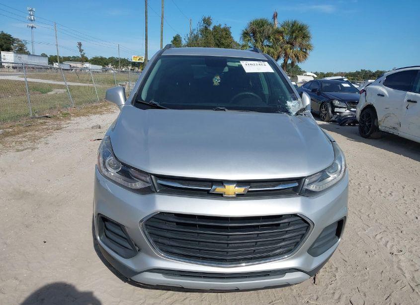 Photo 12 of 2018 Chevrolet Trax LT (VIN 3GNCJLSB0JL320148)