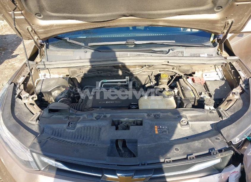 Photo 10 of 2018 Chevrolet Trax LT (VIN 3GNCJLSB0JL365087)