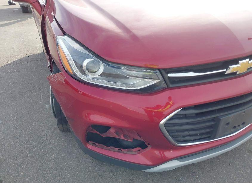 Photo 6 of 2019 Chevrolet Trax LT (VIN 3GNCJLSB0KL329255)