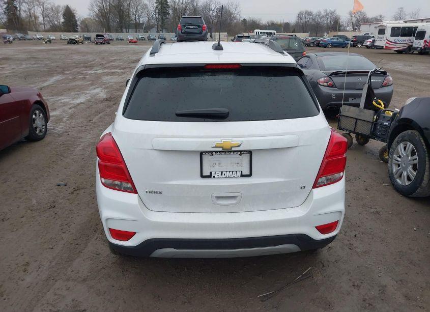 Photo 16 of 2019 Chevrolet Trax LT (VIN 3GNCJLSB0KL339851)