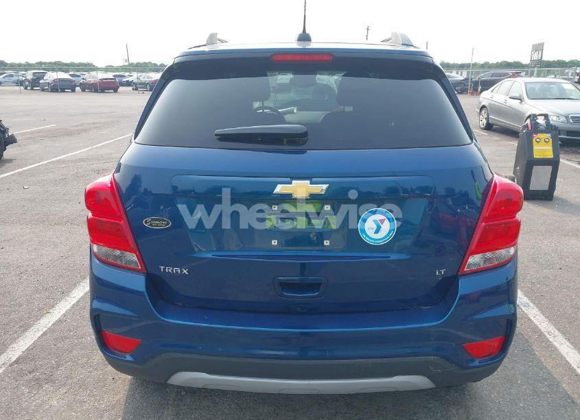 Photo 16 of 2020 Chevrolet Trax FWD LT (VIN 3GNCJLSB0LL132779)