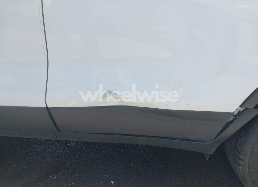 Photo 18 of 2020 Chevrolet Trax FWD LT (VIN 3GNCJLSB0LL215581)