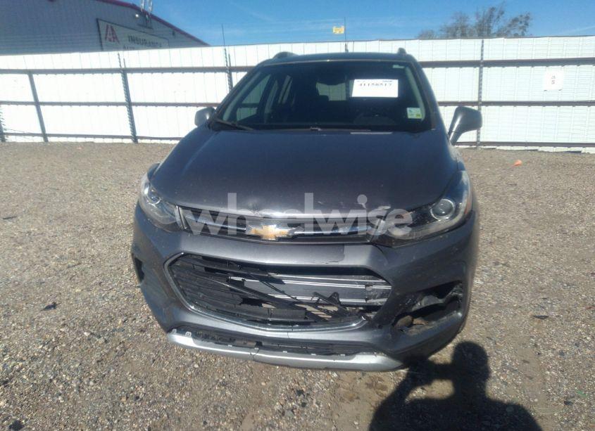 Photo 12 of 2020 Chevrolet Trax FWD LT (VIN 3GNCJLSB0LL236298)