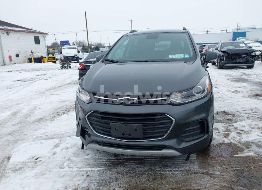 Photo 12 of 2020 Chevrolet Trax FWD LT (VIN 3GNCJLSB0LL271021)