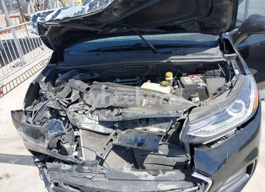 Photo 10 of 2020 Chevrolet Trax FWD LT (VIN 3GNCJLSB0LL316958)