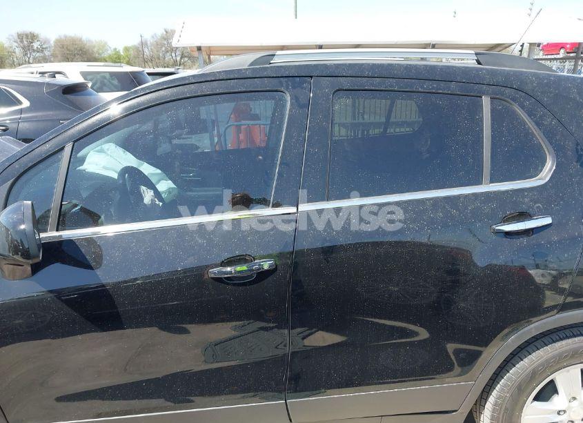 Photo 14 of 2020 Chevrolet Trax FWD LT (VIN 3GNCJLSB0LL316958)