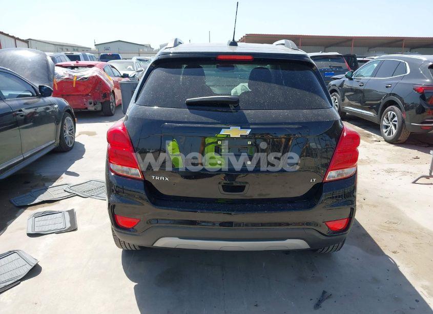 Photo 16 of 2020 Chevrolet Trax FWD LT (VIN 3GNCJLSB0LL316958)