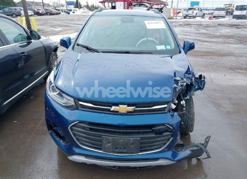 Photo 12 of 2020 Chevrolet Trax FWD LT (VIN 3GNCJLSB0LL326115)