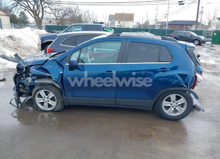 Photo 14 of 2020 Chevrolet Trax FWD LT (VIN 3GNCJLSB0LL326115)