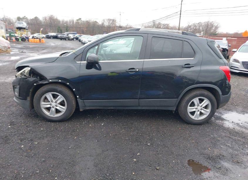 Photo 14 of 2015 Chevrolet Trax LT (VIN 3GNCJLSB1FL252238)