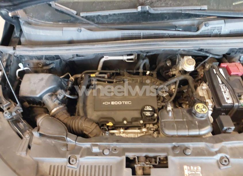 Photo 10 of 2017 Chevrolet Trax LT (VIN 3GNCJLSB1HL185997)