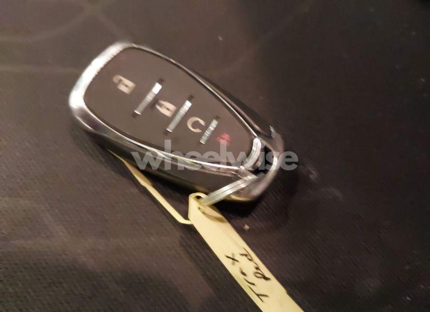 Photo 11 of 2018 Chevrolet Trax LT (VIN 3GNCJLSB1JL255388)