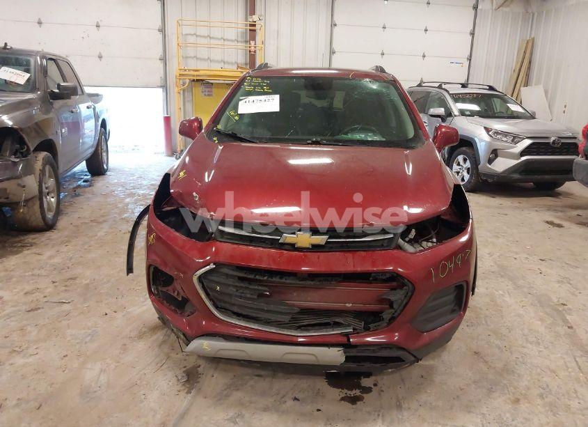 Photo 12 of 2018 Chevrolet Trax LT (VIN 3GNCJLSB1JL255388)