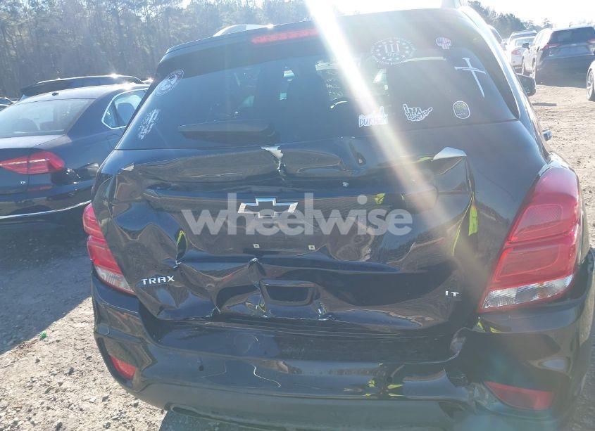 Photo 16 of 2018 Chevrolet Trax LT (VIN 3GNCJLSB1JL286172)