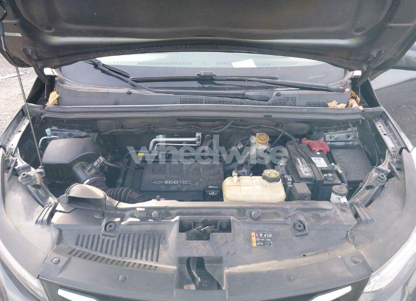 Photo 10 of 2018 Chevrolet Trax LT (VIN 3GNCJLSB1JL292229)