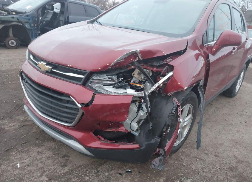 Photo 6 of 2019 Chevrolet Trax LT (VIN 3GNCJLSB1KL289574)
