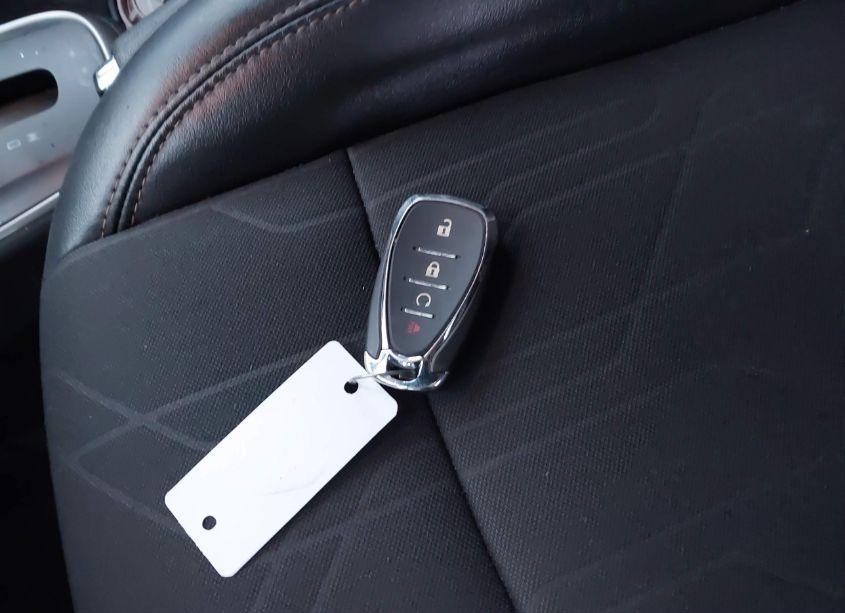 Photo 11 of 2019 Chevrolet Trax LT (VIN 3GNCJLSB1KL383244)