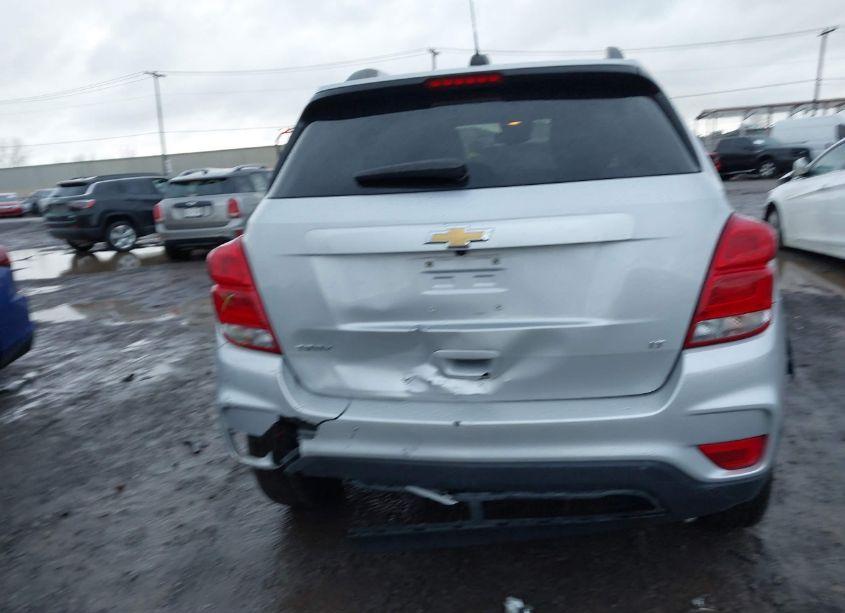 Photo 16 of 2019 Chevrolet Trax LT (VIN 3GNCJLSB1KL383244)