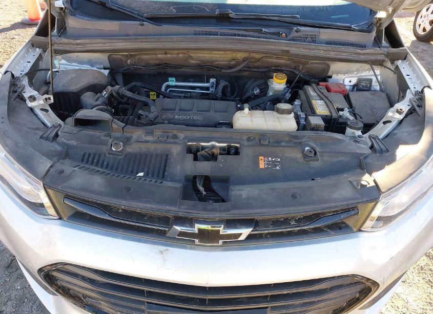 Photo 10 of 2019 Chevrolet Trax LT (VIN 3GNCJLSB1KL398648)