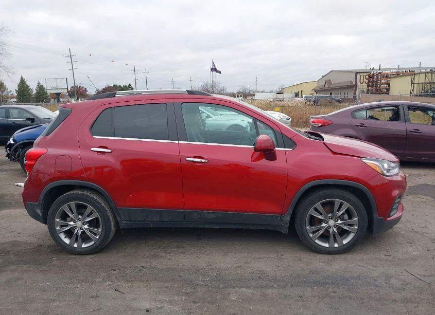 Photo 13 of 2020 Chevrolet Trax FWD LT (VIN 3GNCJLSB1LL253398)