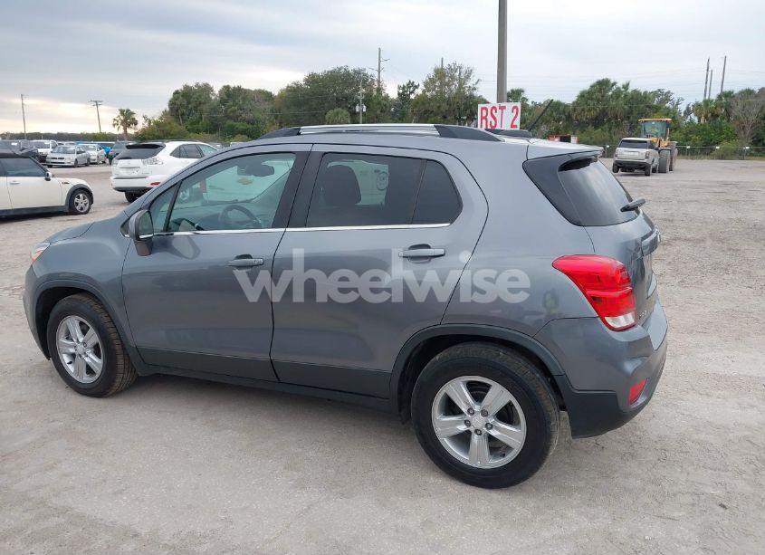 Photo 14 of 2020 Chevrolet Trax FWD LT (VIN 3GNCJLSB1LL276308)