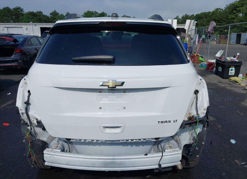 Photo 17 of 2015 Chevrolet Trax LT (VIN 3GNCJLSB2FL252166)