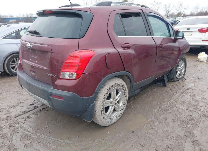 Photo 4 of 2016 Chevrolet Trax LT (VIN 3GNCJLSB2GL126729)