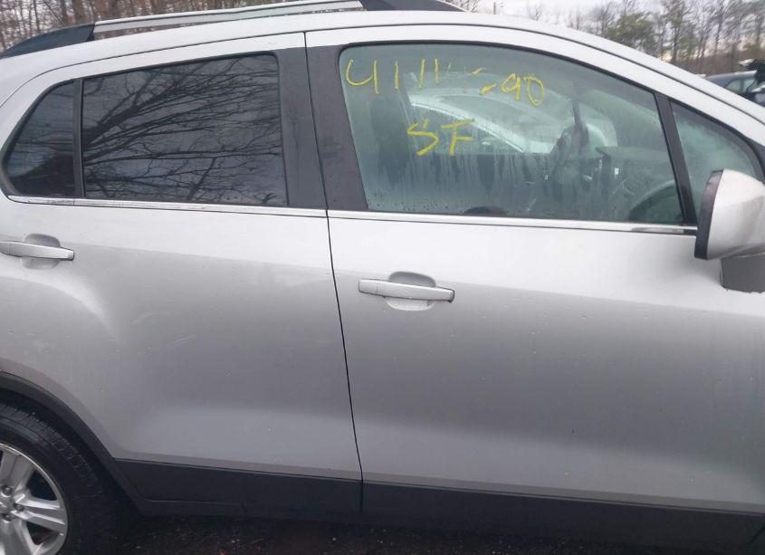 Photo 13 of 2016 Chevrolet Trax LT (VIN 3GNCJLSB2GL232081)