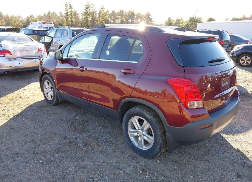 Photo 3 of 2016 Chevrolet Trax LT (VIN 3GNCJLSB2GL247955)