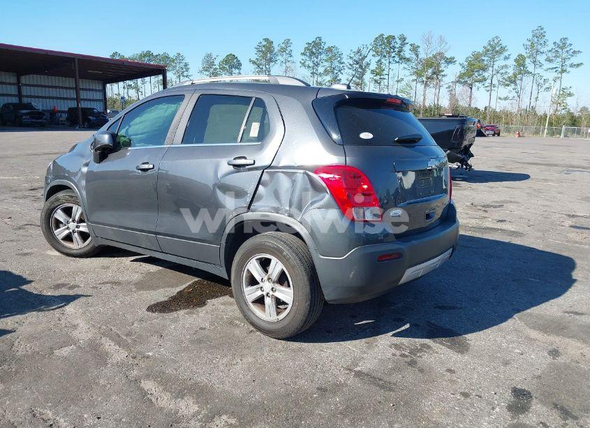 Photo 3 of 2016 Chevrolet Trax LT (VIN 3GNCJLSB2GL263752)