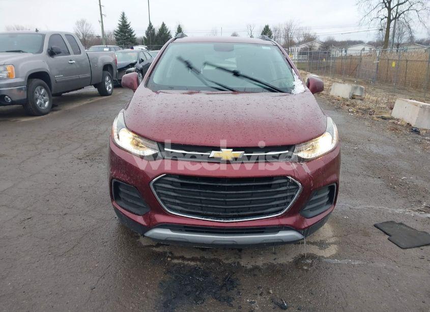 Photo 12 of 2017 Chevrolet Trax LT (VIN 3GNCJLSB2HL181800)