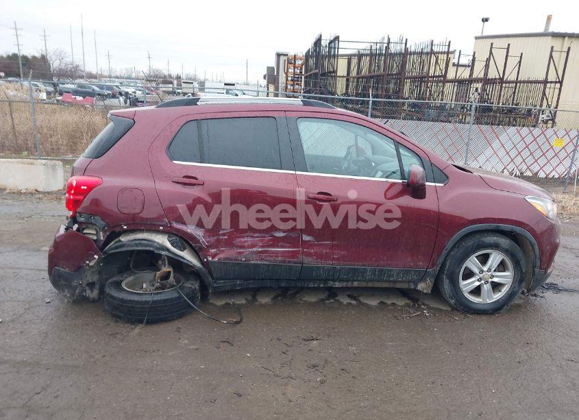 Photo 13 of 2017 Chevrolet Trax LT (VIN 3GNCJLSB2HL181800)