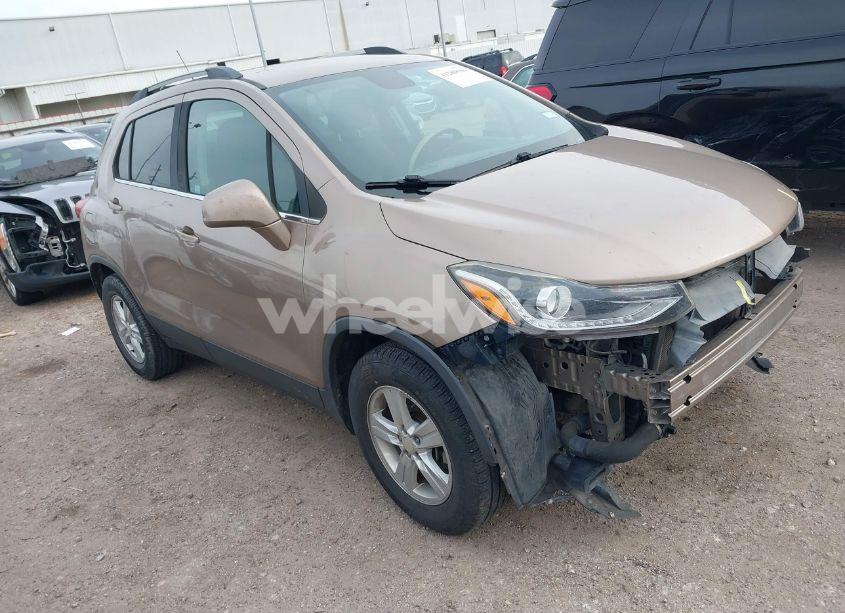 2018 Chevrolet Trax LT (VIN 3GNCJLSB2JL189899) main photo