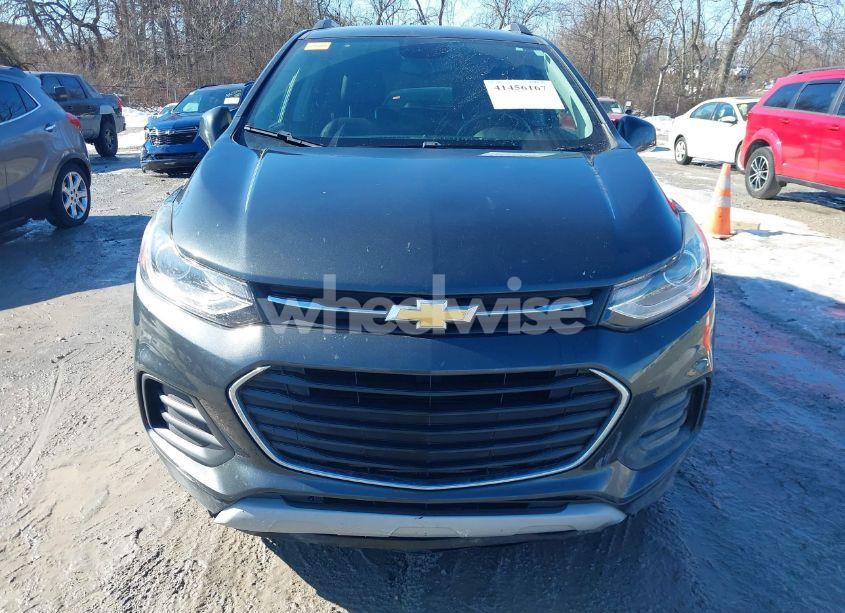 Photo 13 of 2018 Chevrolet Trax LT (VIN 3GNCJLSB2JL375927)