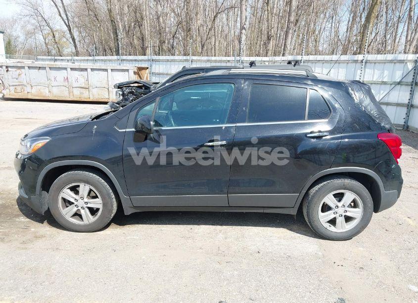 Photo 14 of 2019 Chevrolet Trax LT (VIN 3GNCJLSB2KL141661)